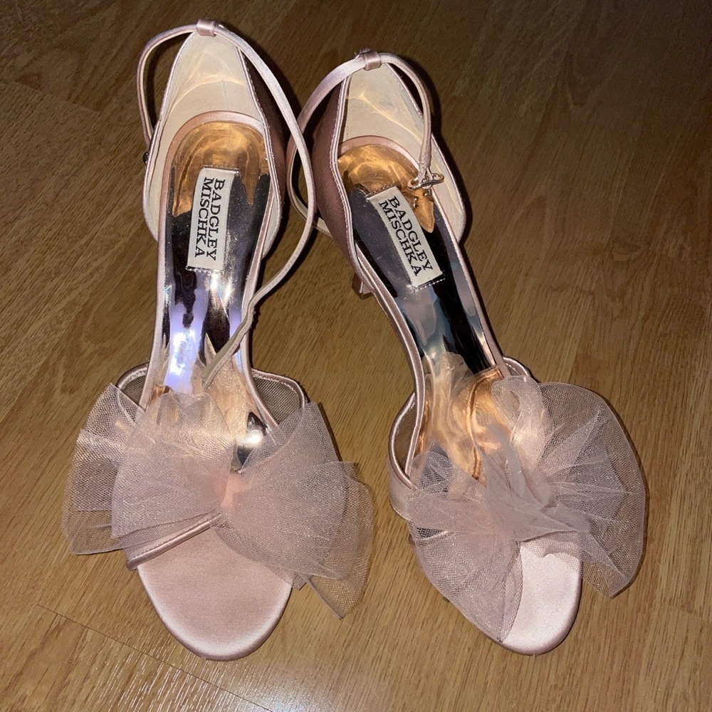 Badgley mischka heels